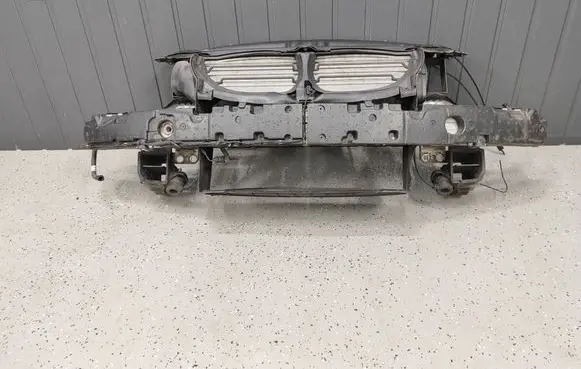 BMW 5 E60 E61 Front bumper cross member 7178080 717808003 7033741