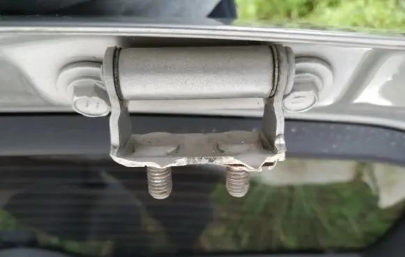 Toyota Corolla Verso AR10 Tailgate/trunk/boot hinge