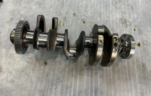 BMW 2 F46 Crankshaft 8671497 867149702