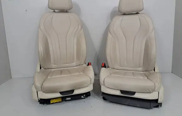 Seat set