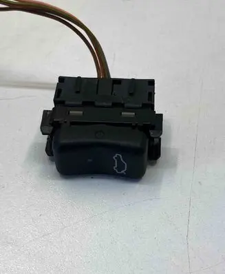 Mercedes-Benz SL R129 Tailgate/boot open switch button A1298212751