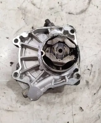 Alfa Romeo 159 Vacuum pump