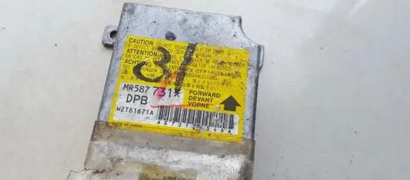 Mitsubishi Outlander Airbag control unit/module mr587731 w2t61671a
