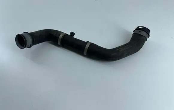 Mercedes-Benz GLC X253 C253 Engine coolant pipe/hose A2135012582 K667065A1P3