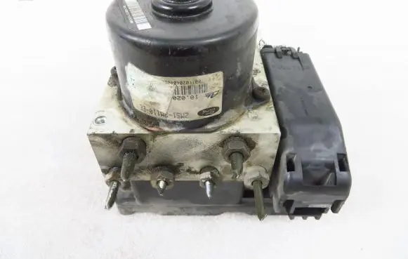 Ford Focus ABS Pump 10092501193 2M512M110EE