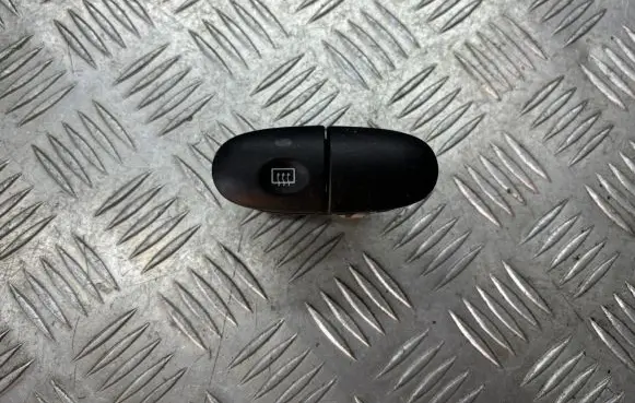 Ford Mondeo MK II Windscreen/window heater switch 97BG18C621AC D3L0A