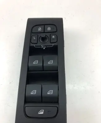 Volvo XC40 Electric window control switch 32279442
