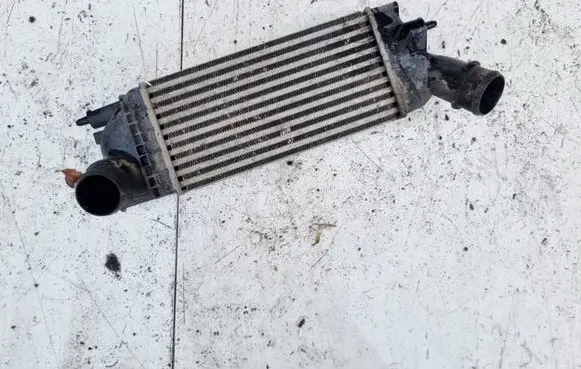 Citroen C5 Intercooler radiator 9657073480