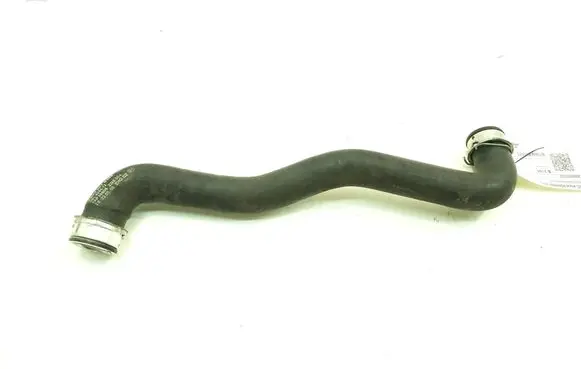 Mercedes-Benz C W204 Engine coolant pipe/hose A2045010182
