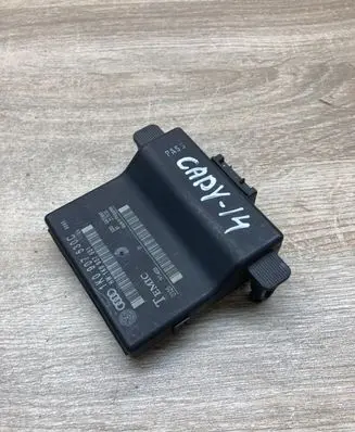 Volkswagen Golf V Gateway control module 1K0907530C 1K0907951