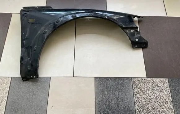 Volvo V70 Fender