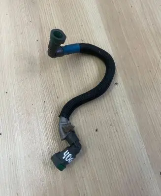 Renault Master III Fuel line pipe 8201067589