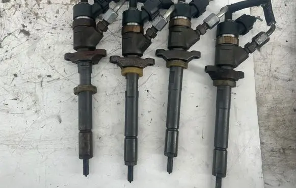 Citroen C4 II Picasso Fuel injectors set 0445110259 328480