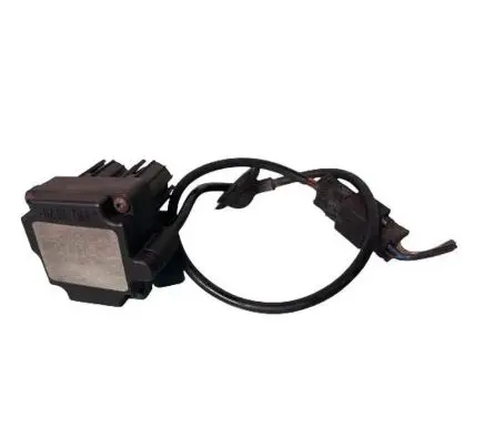 Mercedes-Benz E W210 Interior temperature sensor 2108300172 B141660009
