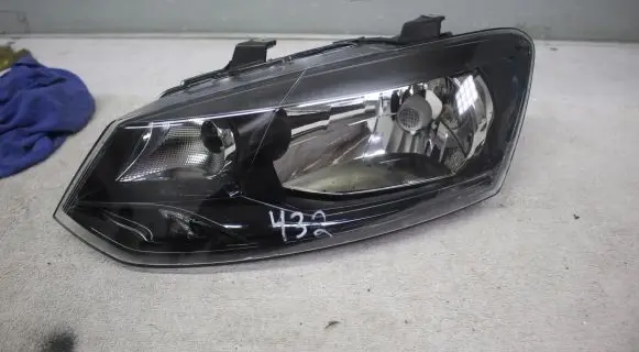 Volkswagen Polo V 6R Headlight/headlamp