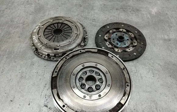 Ford Mondeo MK IV Dual mass flywheel