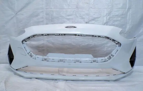 Ford Focus Front bumper JX7B-17757-A