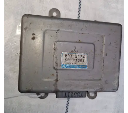 Mitsubishi Pajero Engine control unit/module Md312174