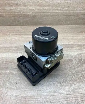 Mitsubishi Eclipse ABS Pump MN116368