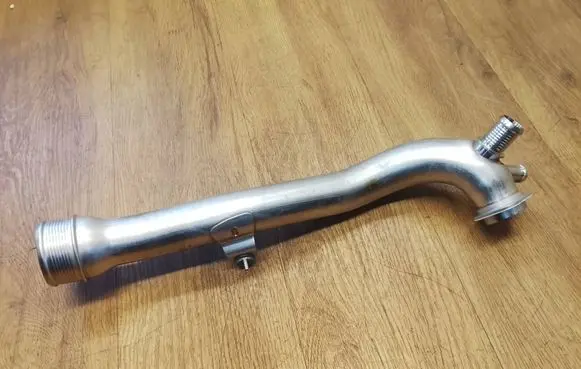 Porsche Macan (95B) Turbo air intake inlet pipe/hose 06M145673DH