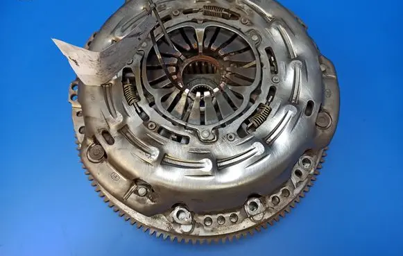 Nissan 370Z Clutch set kit 30205JK40C 090821020110