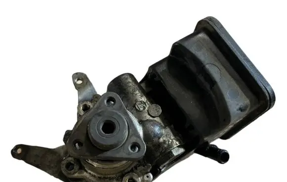 BMW 5 E39 Power steering pump 1095749 7691974