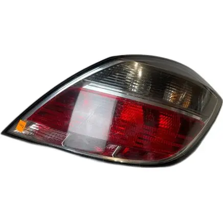 Opel Astra H Rear/tail lights 13222325