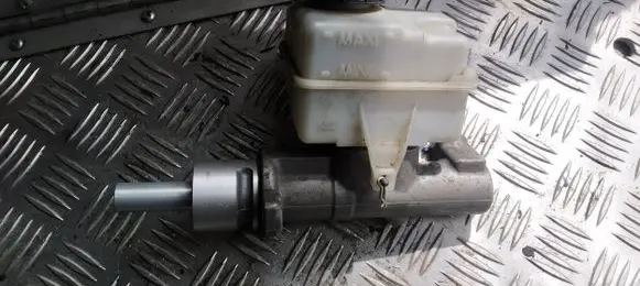 Opel Movano A Master brake cylinder 25175879