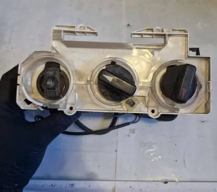 Mercedes-Benz 190 W201 Climate control unit 2016830275