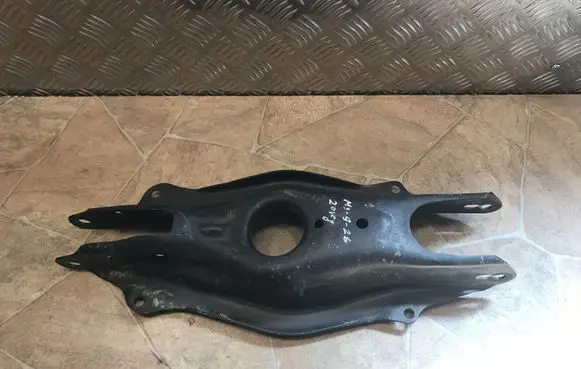 Mercedes-Benz C W205 Rear upper control arm/wishbone A2053521900