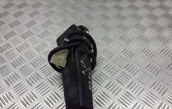 KIA Rio Steering wheel airbag