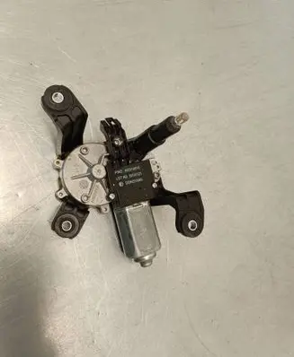 Opel Zafira C Rear window wiper motor 13256923 131218 A0041201329360347
