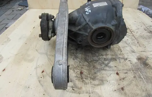 Mercedes-Benz E W211 Rear differential A2303511808MERC7 2303511808