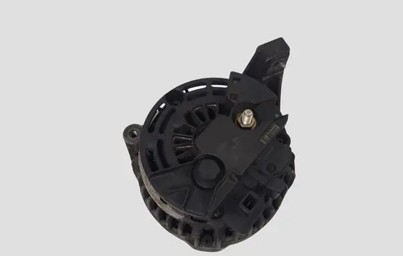 Volvo V70 Generator/alternator 8676498 0124525029