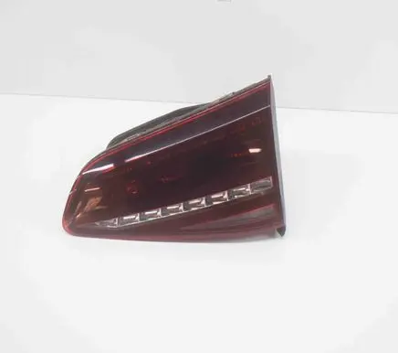 Volkswagen Golf VII Tailgate rear/tail lights 5G0945308E