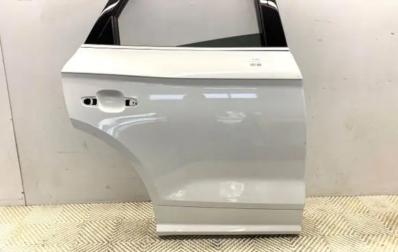 Audi Q5 SQ5 Rear door LY9C