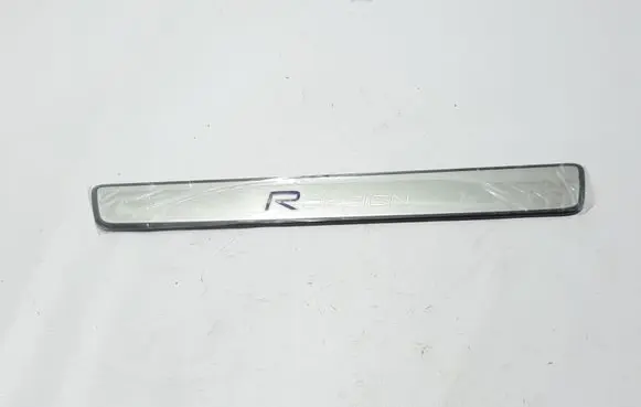 Volvo XC60 Front sill trim cover 31391249