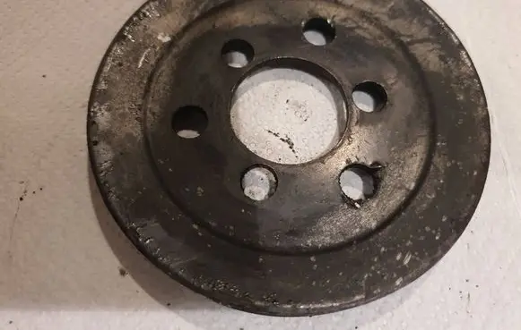 Volkswagen PASSAT B3 Power steering pump pulley 027145255