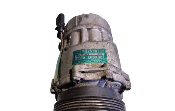 Volkswagen Golf IV Air conditioning (A/C) compressor (pump) 1J0820803F SD7V16 3338407945