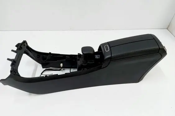 Mercedes-Benz CLA C118 X118 Center console A1776802401