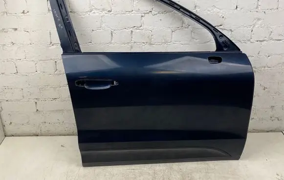 Porsche Macan (95B) Front door