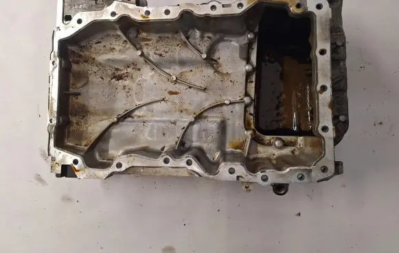 Dodge Challenger Oil sump 05184511AF