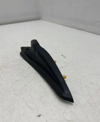 Renault Captur Side skirt front trim 668622369R 5613P0010