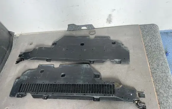 Renault Clio IV Side bottom protection 748157368R