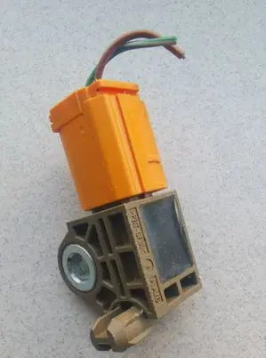Mazda CX-5 Airbag deployment crash/impact sensor KD4557KC0