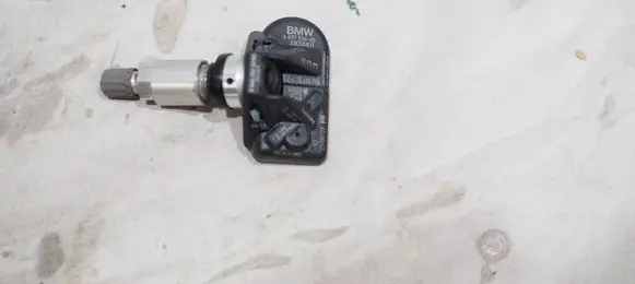BMW 3 G20 G21 Tire pressure sensor 6877936