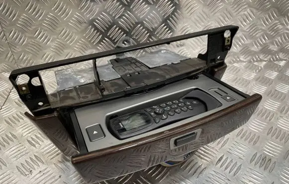 BMW 7 E65 E66 Phone 6953468