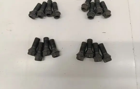 Nuts/bolts