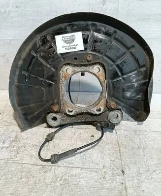Jeep Cherokee Front wheel hub spindle knuckle 04877207AC