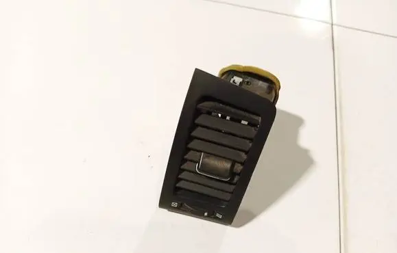 Dash center air vent grill
